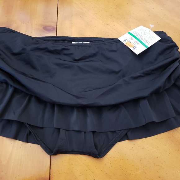 24th & Ocean Other - NWT 24th & Ocean LARGE Skirted Bikini Bottoms